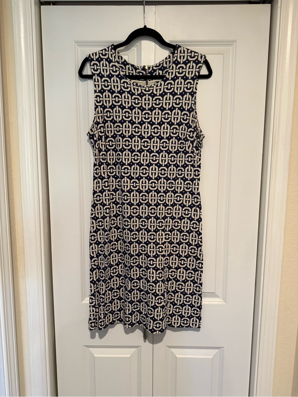 Banana Republic Navy and White Link-Print Sleeveless Dress